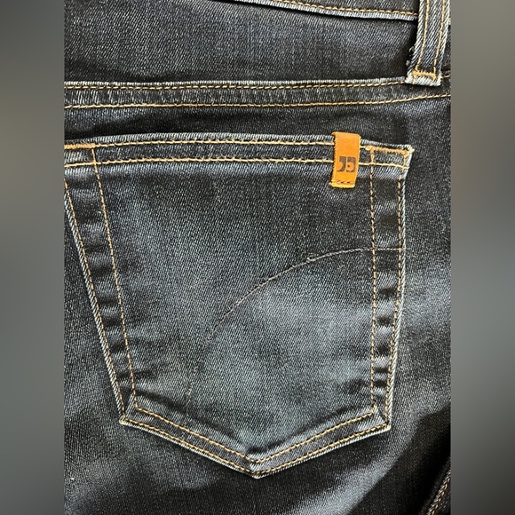 👖Joe’s Jeans Booty Fit Straight Jean - Picture 3 of 8